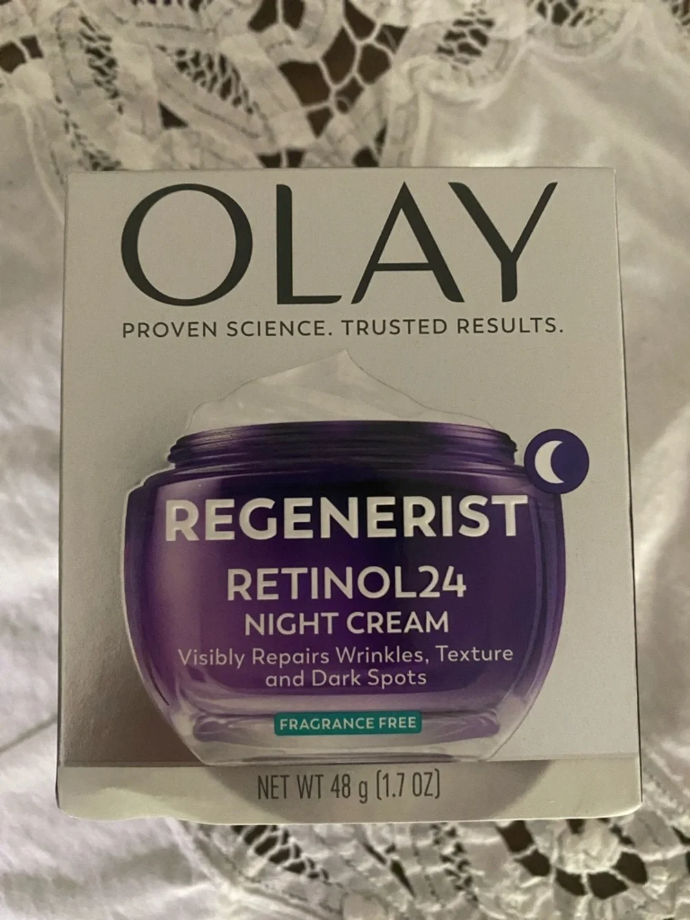 New in box Olay Regenerist Retinol
